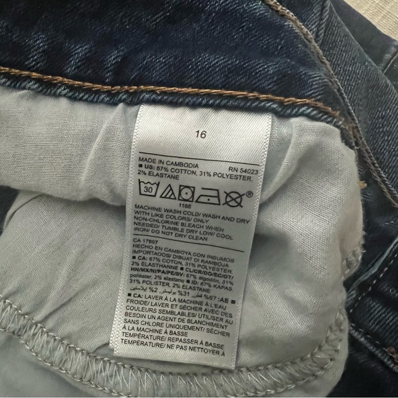 Old Navy Slim Straight Distressed Jeans Women’s Size 16 - Picture 6 of 7